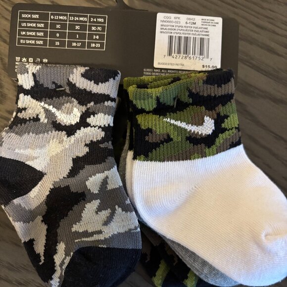 Nike Kids Socks NWT 6 Pairs - Picture 2 of 2